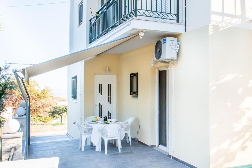 Όμορφο Παραθασυγκρότημα Ενοικιαζόμενων Καταλυμάτων Ως Ολόκληρος Χώρος - Chrani, Ελλάδαλάσσιο Διαμέρισμα Kültér fotó